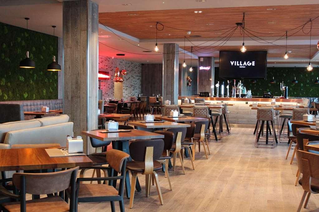 Village Hotel Newcastle Holystone  Εστιατόριο φωτογραφία