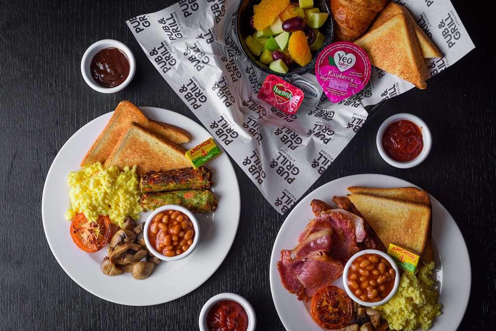 Village Hotel Newcastle Holystone  Εστιατόριο φωτογραφία