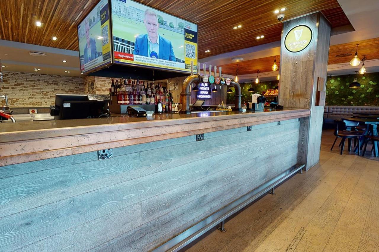 Village Hotel Newcastle Holystone  Εξωτερικό φωτογραφία