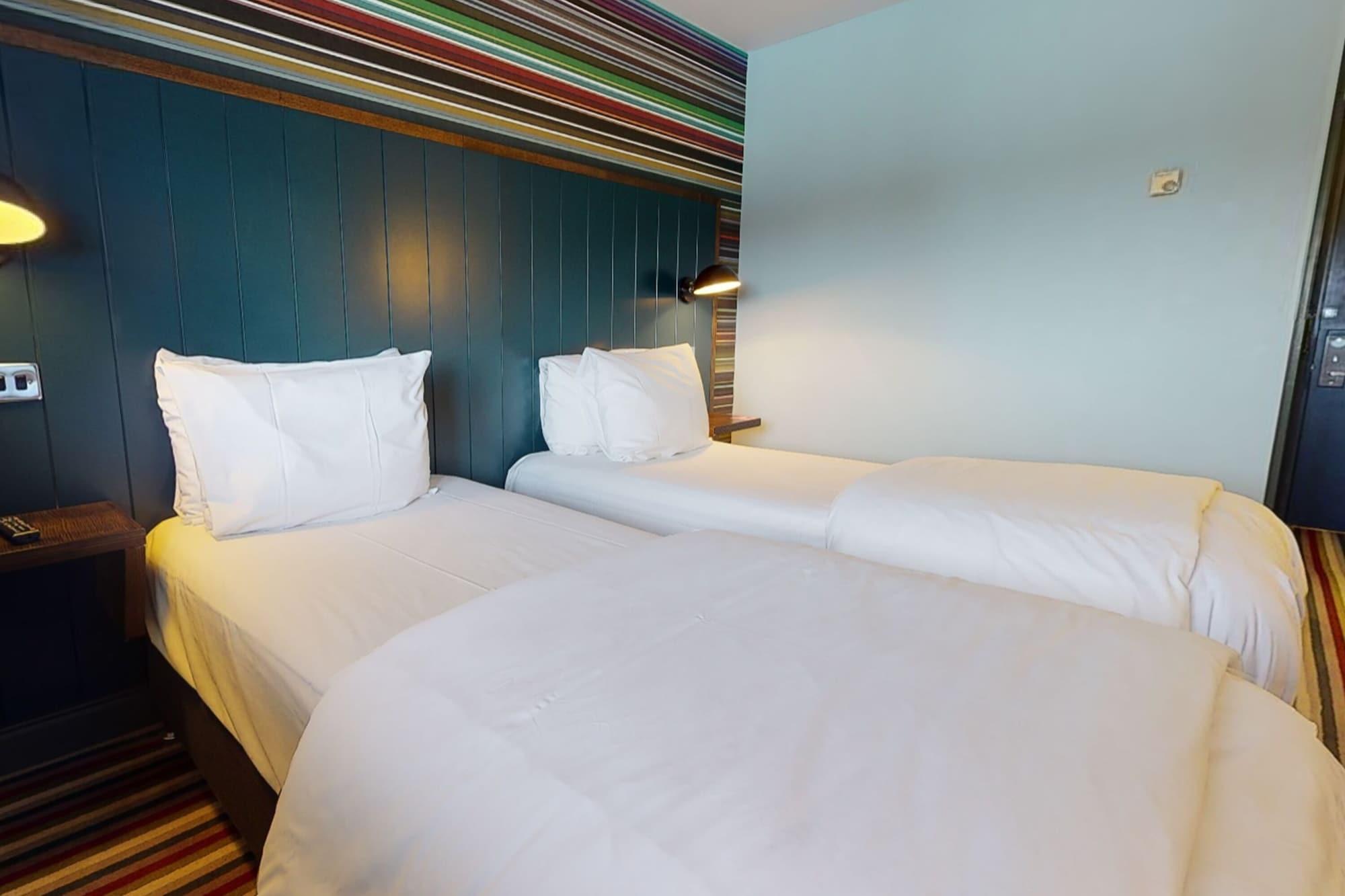 Village Hotel Newcastle Holystone  Εξωτερικό φωτογραφία